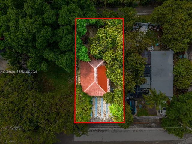 270-272 Nw 35th Street, Miami