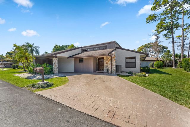 2 of 62 - 7811 Beechfern Circle #26, Tamarac, FL