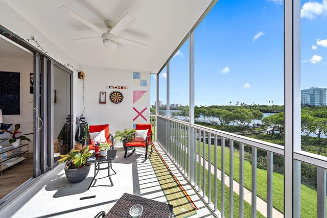 4 of 29 - 200 Waterway Road #208, Tequesta, FL