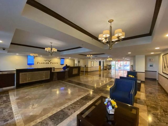 4 of 38 - 1801 N Flagler Drive #727, West Palm Beach, FL