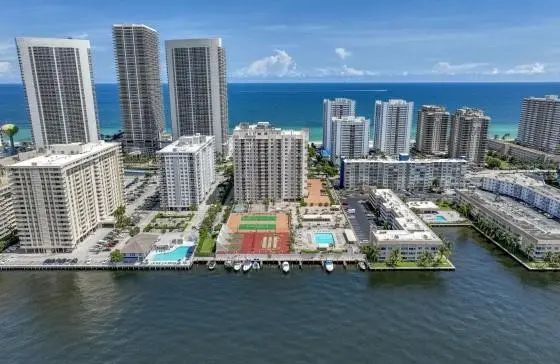 1865 S Ocean Drive #17h, Hallandale Beach