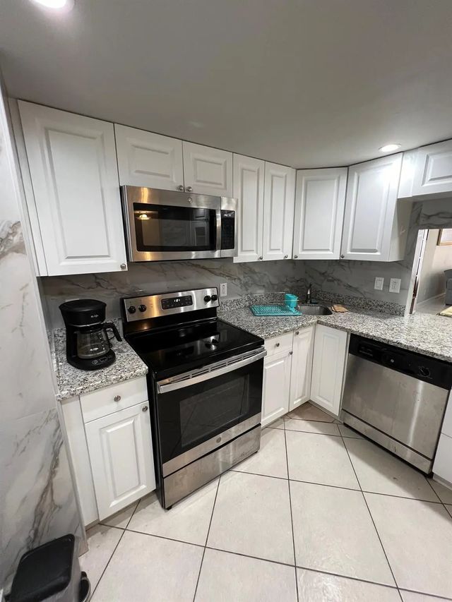 3 of 23 - 1865 S Ocean Drive #17h, Hallandale Beach, FL