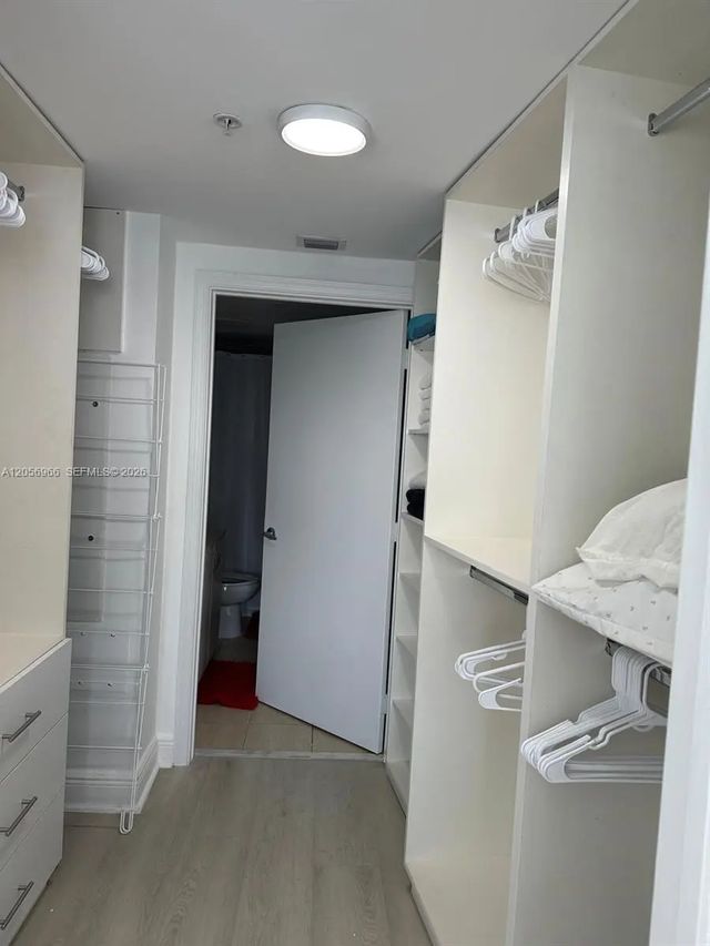 5 of 16 - 1750 N Bayshore Drive #2914, Miami, FL