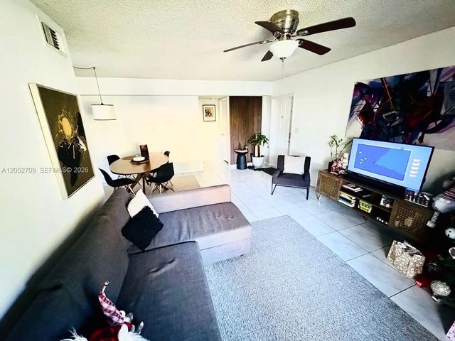 2 of 11 - 11216 Sw 12th Street #104, Pembroke Pines, FL