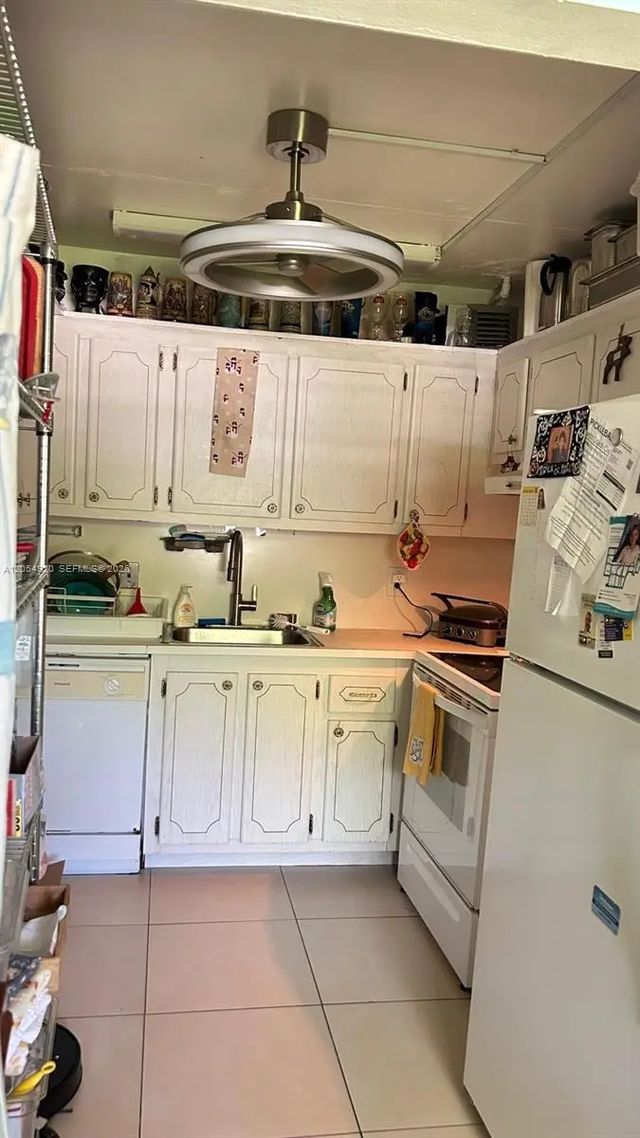 3 of 4 - 291 Farnham M, Deerfield Beach, FL