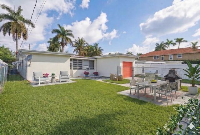 5 of 20 - 1114 Johnson Street, Hollywood, FL
