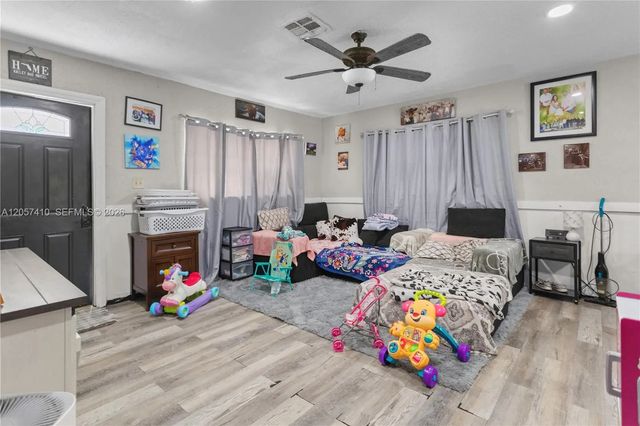 5 of 26 - 4971 Sw 5th Street, Margate, FL