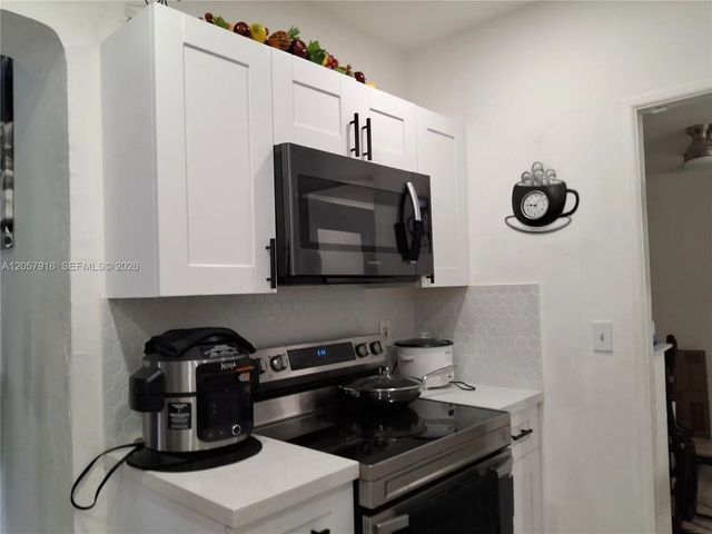 4 of 17 - 18045 Nw 2nd Place, Miami Gardens, FL