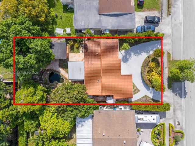 2 of 39 - 267 E 56th Street, Hialeah, FL