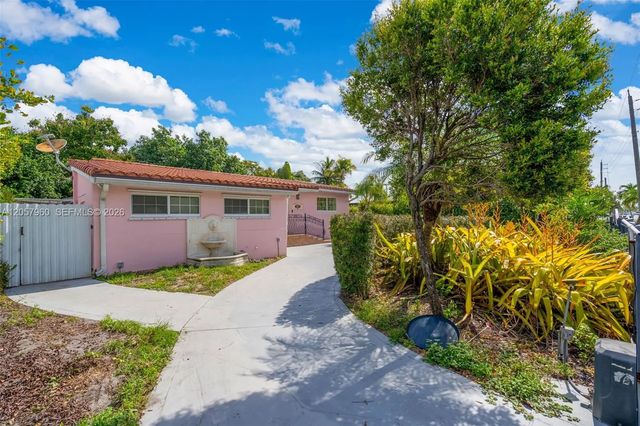 4 of 39 - 267 E 56th Street, Hialeah, FL