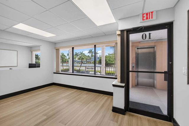 4 of 12 - 13901 U.s. 1 #10, Juno Beach, FL