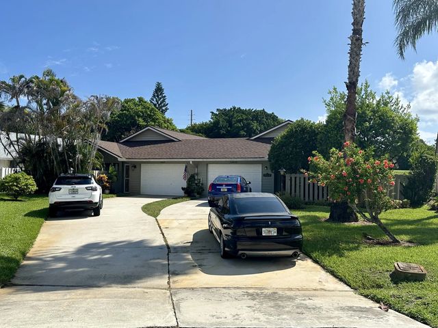 2 of 33 - 12619 Se Cascades Court, Hobe Sound, FL
