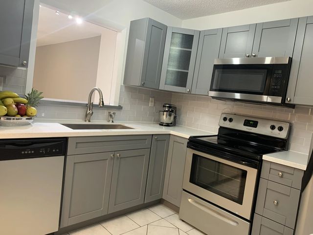 5 of 50 - 404 Nw 68th Avenue #205, Plantation, FL
