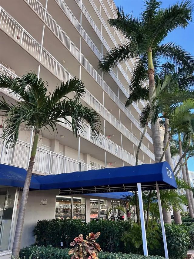 4 of 29 - 1300 Lincoln Road #d304, Miami Beach, FL