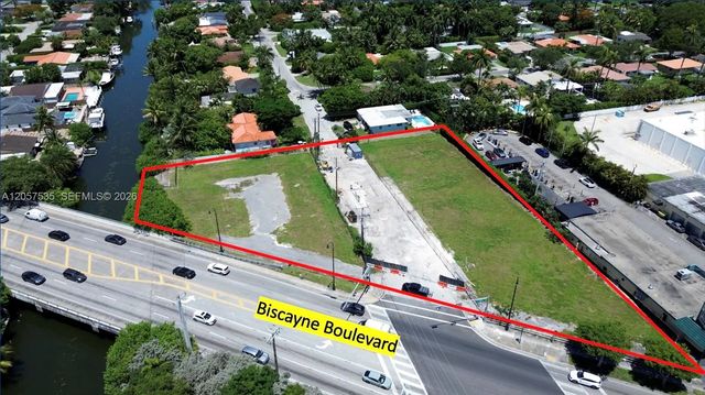 3 of 11 - 10500 Biscayne Boulevard, Miami Shores, FL