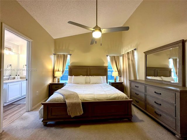 3 of 17 - 307 Fox Loop, Davenport, FL