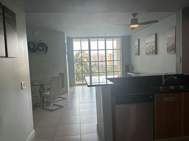 4 of 23 - 410 Evernia Street #706, West Palm Beach, FL