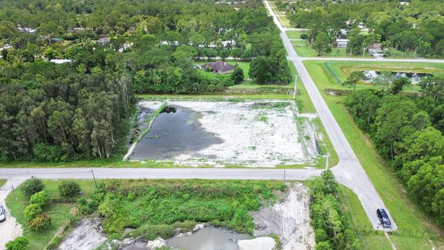 5 of 18 - 15928 67th Court N, Loxahatchee, FL
