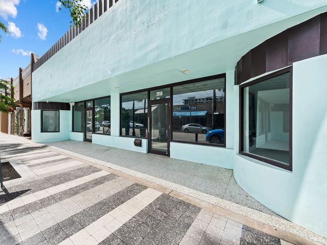 2 of 25 - 2014-2016 Harrison Street, Hollywood, FL