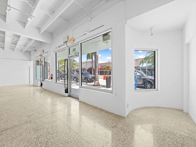 4 of 25 - 2014-2016 Harrison Street, Hollywood, FL