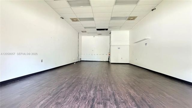 4 of 9 - 212 N Federal Highway #205, Dania Beach, FL