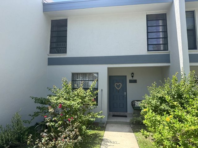 2 of 29 - 9210 Nw 14th Street #273, Pembroke Pines, FL