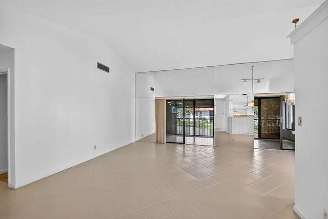 2 of 19 - 10631 Ocean Palm Way #202, Boynton Beach, FL