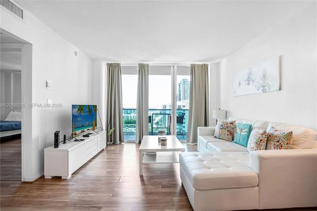 4 of 16 - 4001 S Ocean Drive #16e, Hollywood, FL