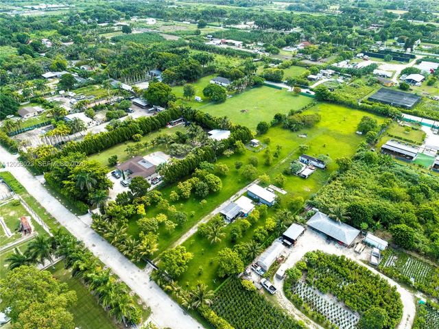5 of 20 - 166550 Sw 209 Street, Miami, FL