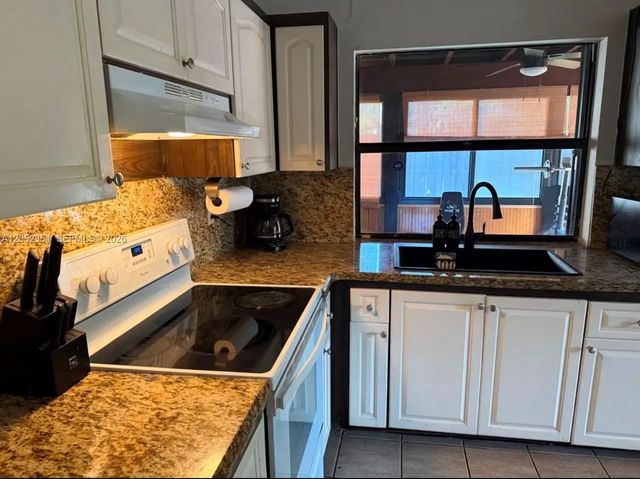 5 of 17 - 1470 Flamingo Court, Pembroke Pines, FL