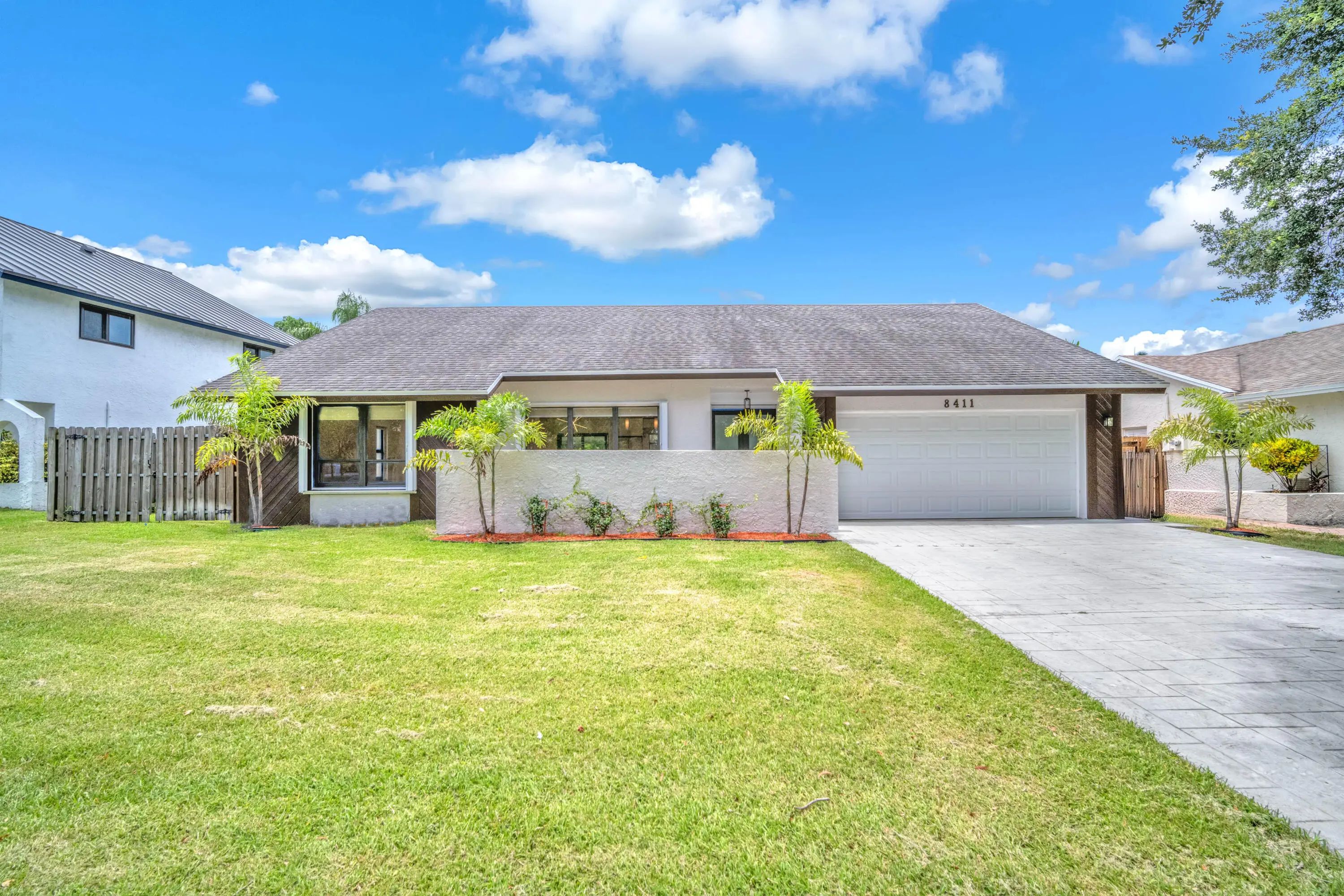 8411 Sw 57th Street, Davie