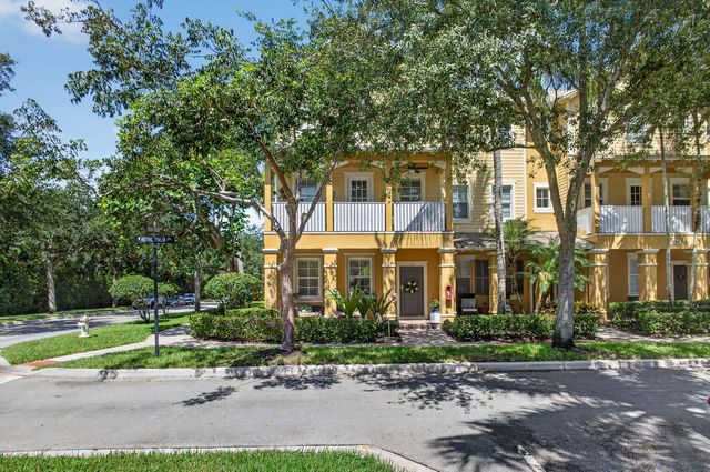 4 of 78 - 128 W Royal Palm Circle #101, Jupiter, FL