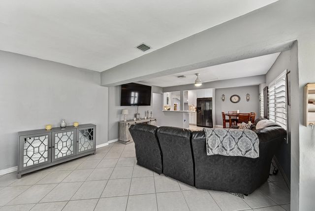 3 of 55 - 800 Sw 19th Street, Fort Lauderdale, FL
