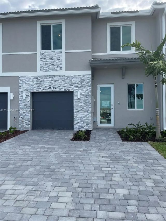 2 of 19 - 1351 Se 7th Terrace, Homestead, FL