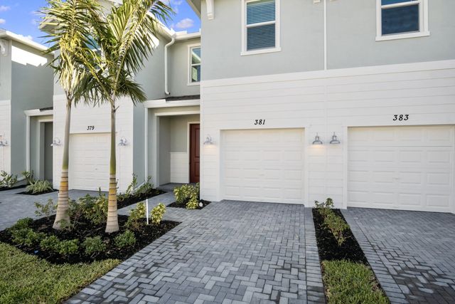 3 of 41 - 381 Se Crossoak Lane, Port St. Lucie, FL