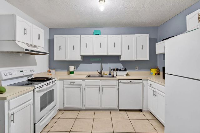 4 of 26 - 3088 Prince Drive, Lake Worth, FL