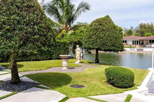 3 of 92 - 5711 Sw 64th Avenue, South Miami, FL