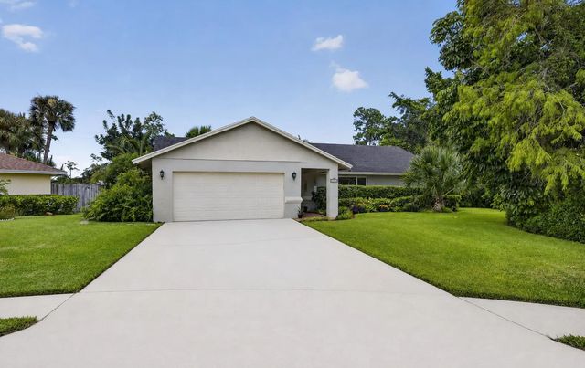 2 of 70 - 12224 Gingerwood Lane, Wellington, FL