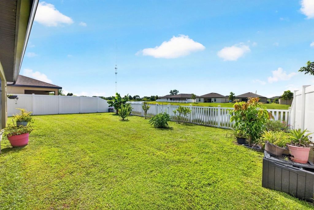 5521 Fantasy Drive, Fort Pierce