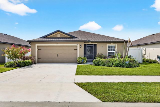 4 of 50 - 5521 Fantasy Drive, Fort Pierce, FL