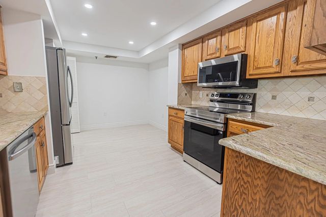 3 of 29 - 5047 N Hwy A1a ##705, Hutchinson Island, FL