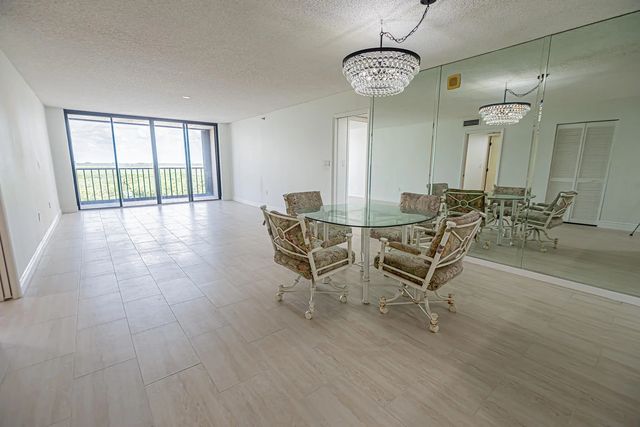 4 of 29 - 5047 N Hwy A1a ##705, Hutchinson Island, FL