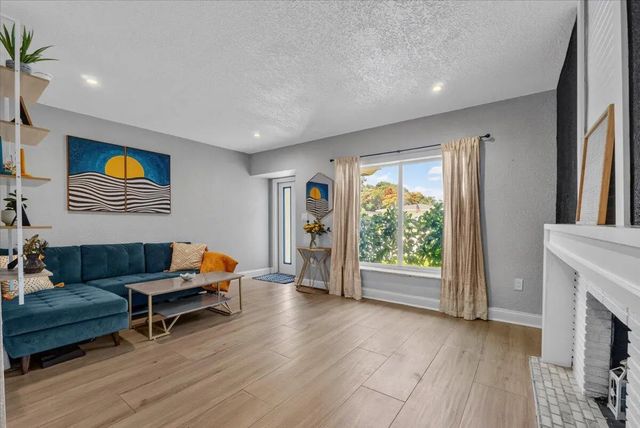 4 of 34 - 1560 Ne 32nd Street, Oakland Park, FL