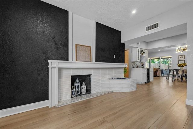5 of 34 - 1560 Ne 32nd Street, Oakland Park, FL