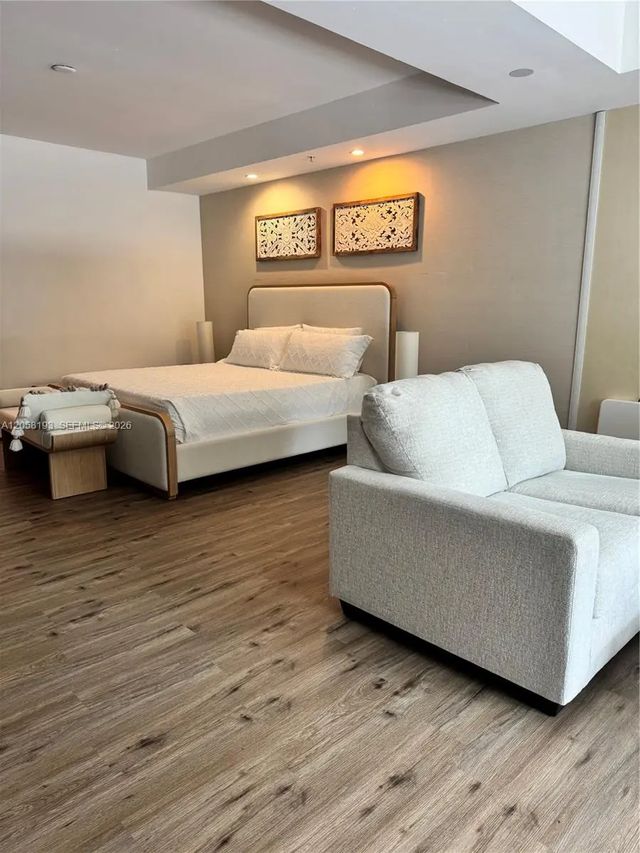 3 of 21 - 5300 Nw 87th Avenue #911, Doral, FL