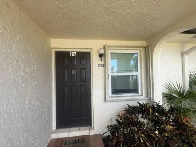 2 of 24 - 197 Lake Susan Lane, West Palm Beach, FL