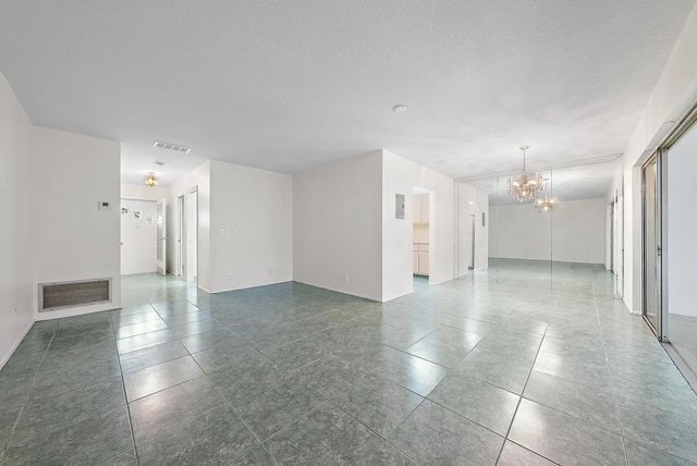 5 of 16 - 2638 Gately Drive E #45, West Palm Beach, FL