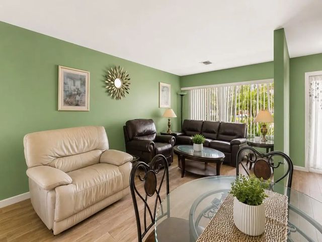 3 of 18 - 1212 S Lakes End Drive #c, Fort Pierce, FL