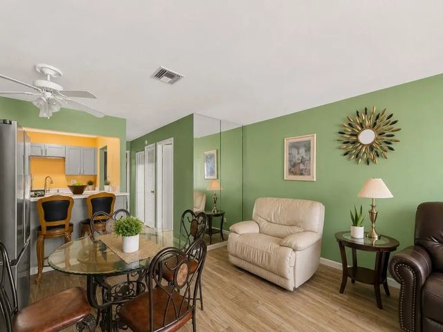 4 of 18 - 1212 S Lakes End Drive #c, Fort Pierce, FL