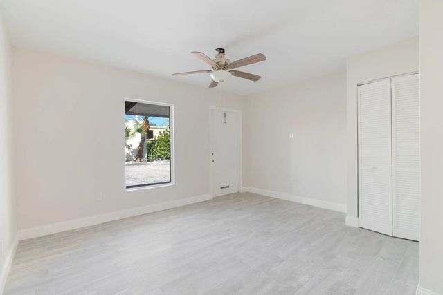 2 of 18 - 400 S Federal Highway, Boynton Beach, FL